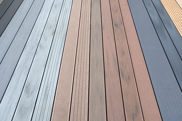 Avec les lames WPC, vous disposez d'une grande liberté de choix pour la couleur de votre terrasse.